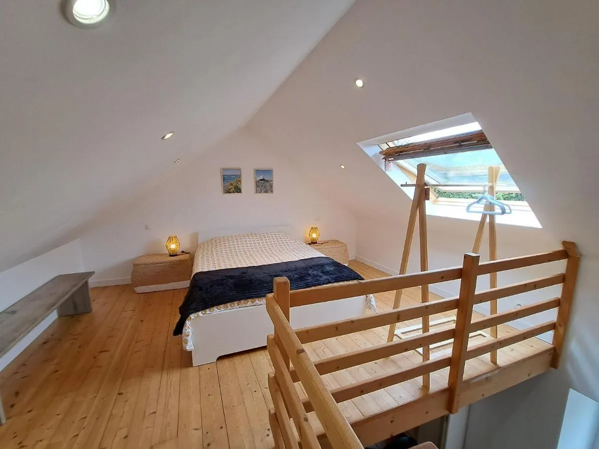 Comfortable Cottage Close To The Beach, Portsall, 2 Canoes Ploudalmezeau 0*,  France