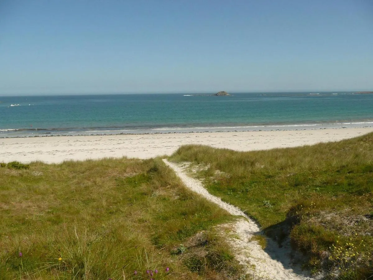 Comfortable Cottage Close To The Beach, Portsall, 2 Canoes Ploudalmezeau Holiday home