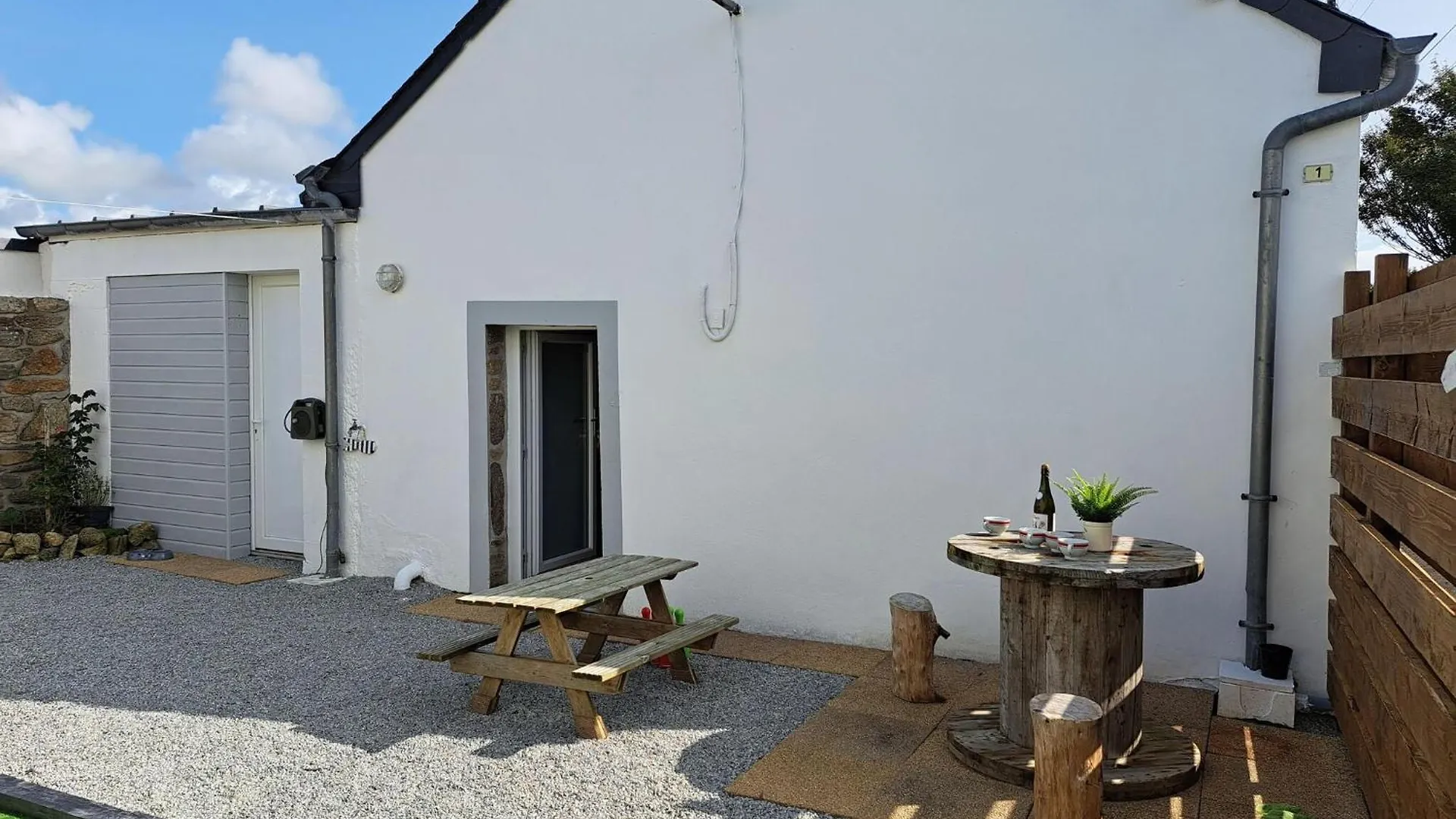Comfortable Cottage Close To The Beach, Portsall, 2 Canoes Ploudalmezeau Holiday home